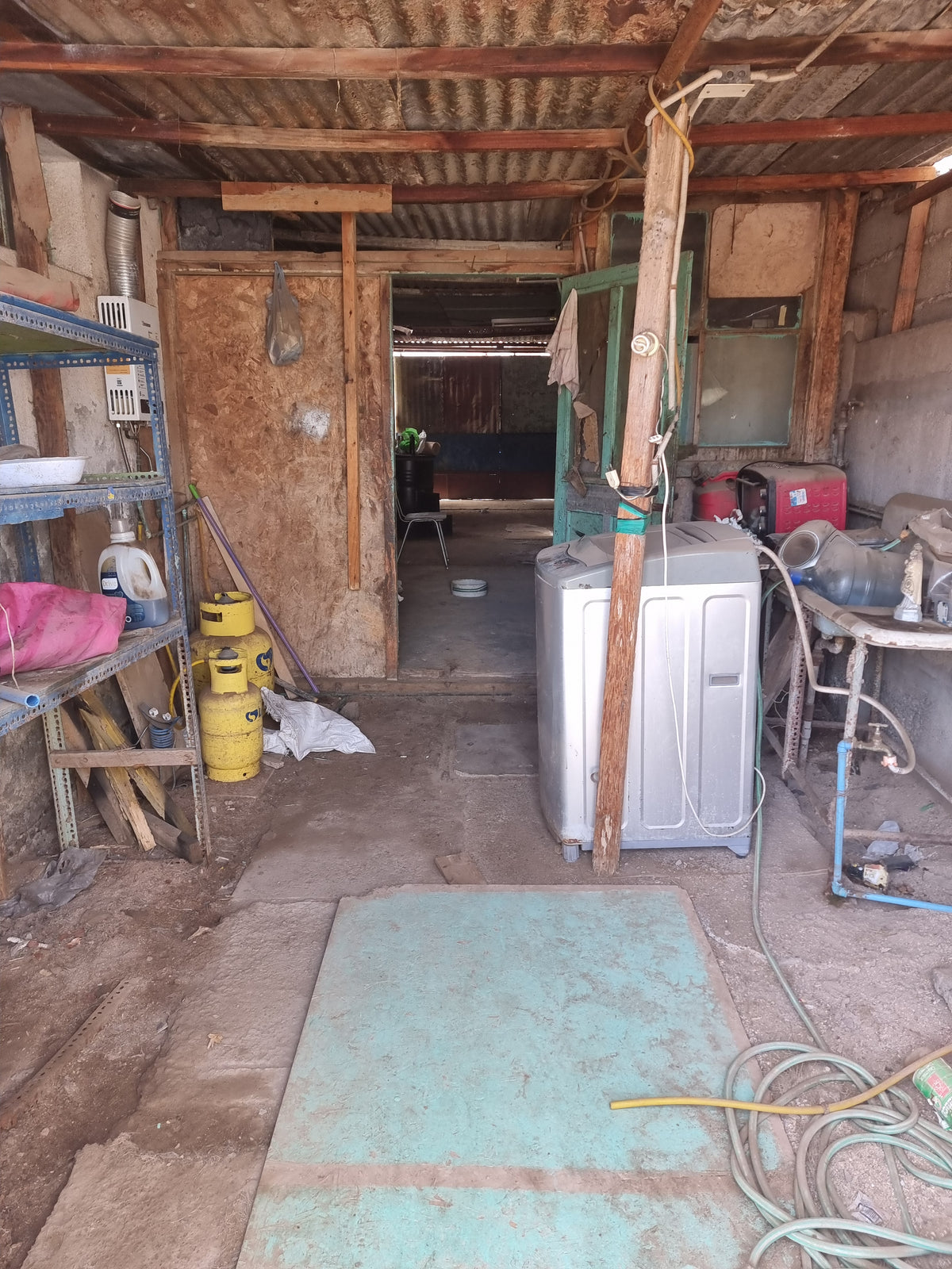 Se vende propiedad con Patio Grande,  en Sector Norte, cerca de Sodimac Constructor y Estación de Bencina Stop (ex Petrobras)