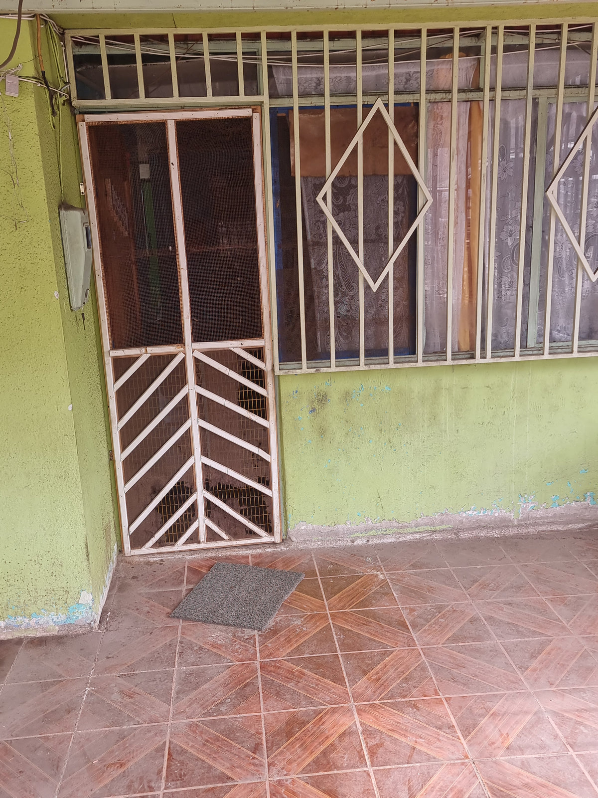 Se vende propiedad con Patio Grande,  en Sector Norte, cerca de Sodimac Constructor y Estación de Bencina Stop (ex Petrobras)