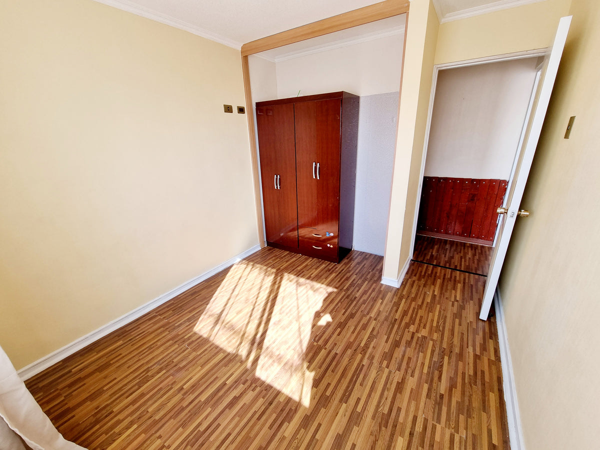 Arriendo Departamento Amplio 82 m² – 2D 2B con Estacionamiento | Sector Central – Calle Caracoles