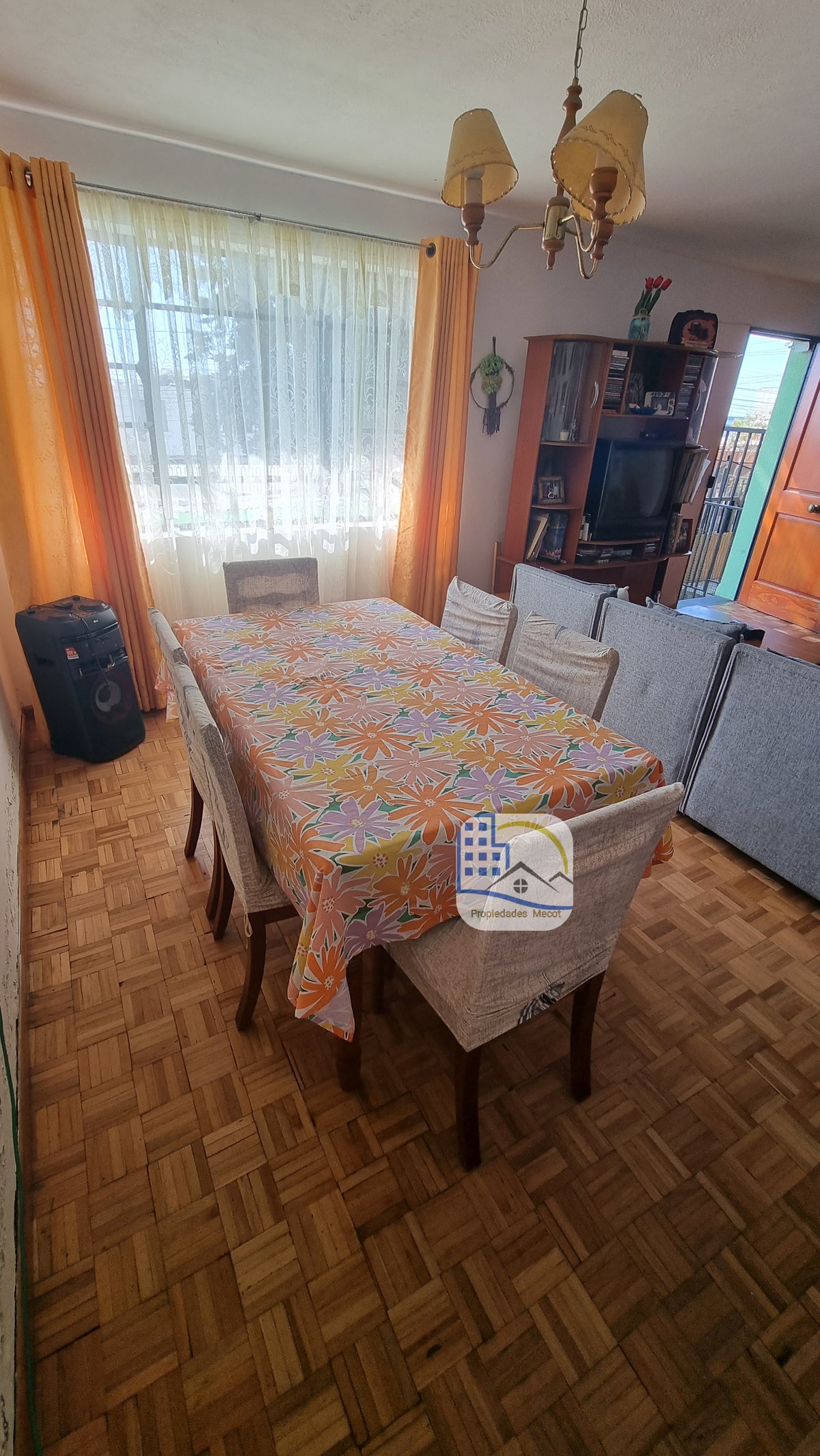 Se vende  casa 2 pisos, regularizada en Sector Gran Vía! 🏡✨ Cerca Universidad Católica del Norte.