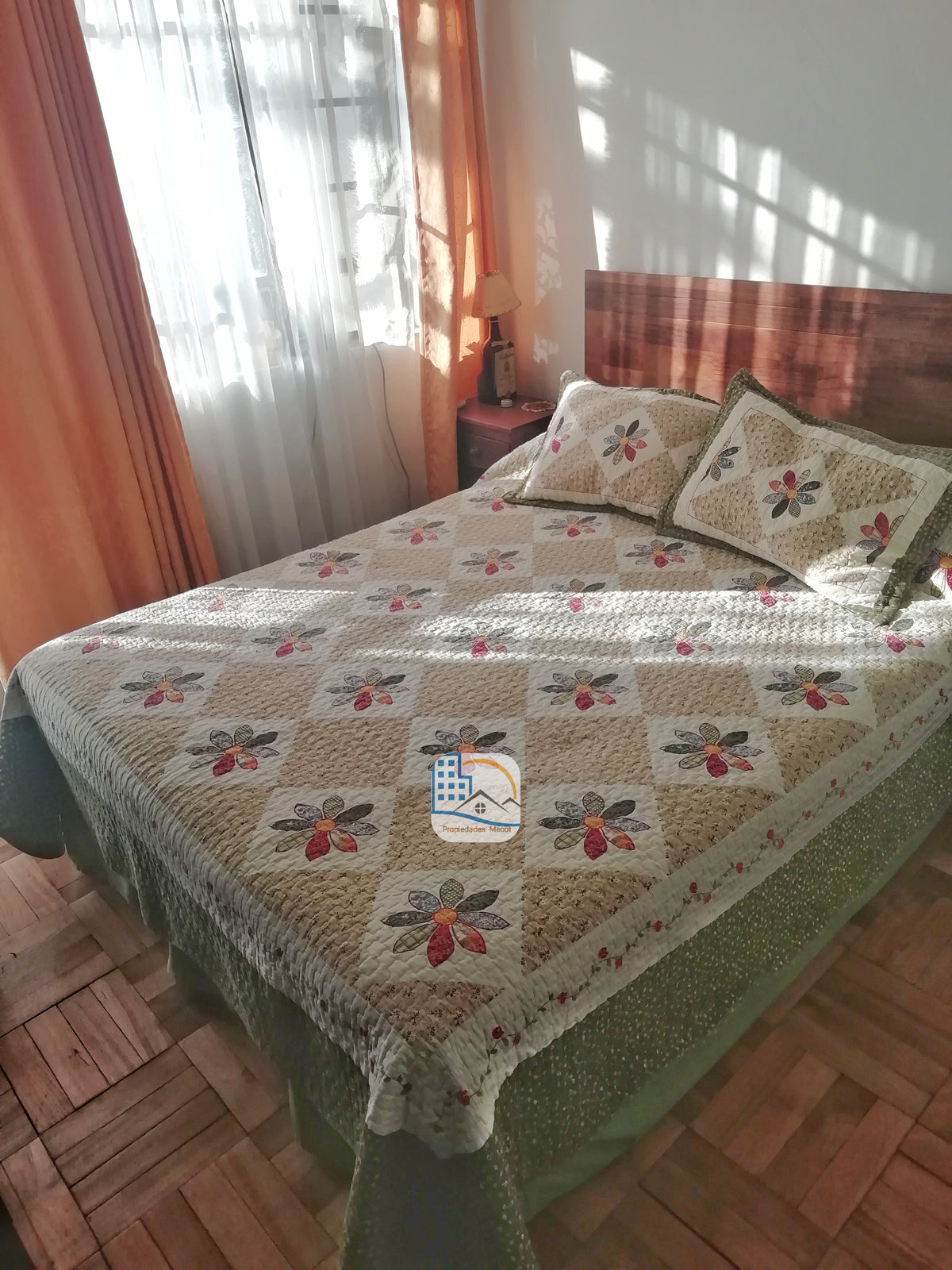 Se vende  casa 2 pisos, regularizada en Sector Gran Vía! 🏡✨ Cerca Universidad Católica del Norte.