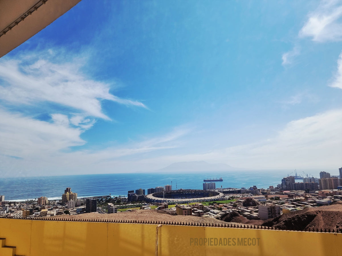 Departamento con Vista al Mar en Parque Inglés | 3D 2B + Estacionamiento y Bodega