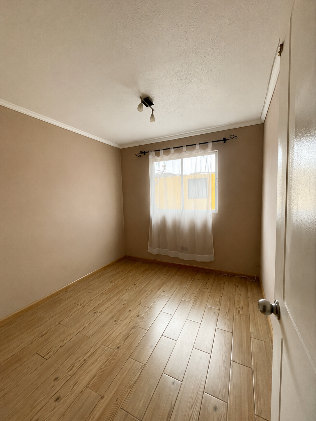Casa en Venta Condominio Esparta | 4 Dormitorios | 137,87 m² Construidos |  Estacionamiento | 6.500 UF | Antofagasta