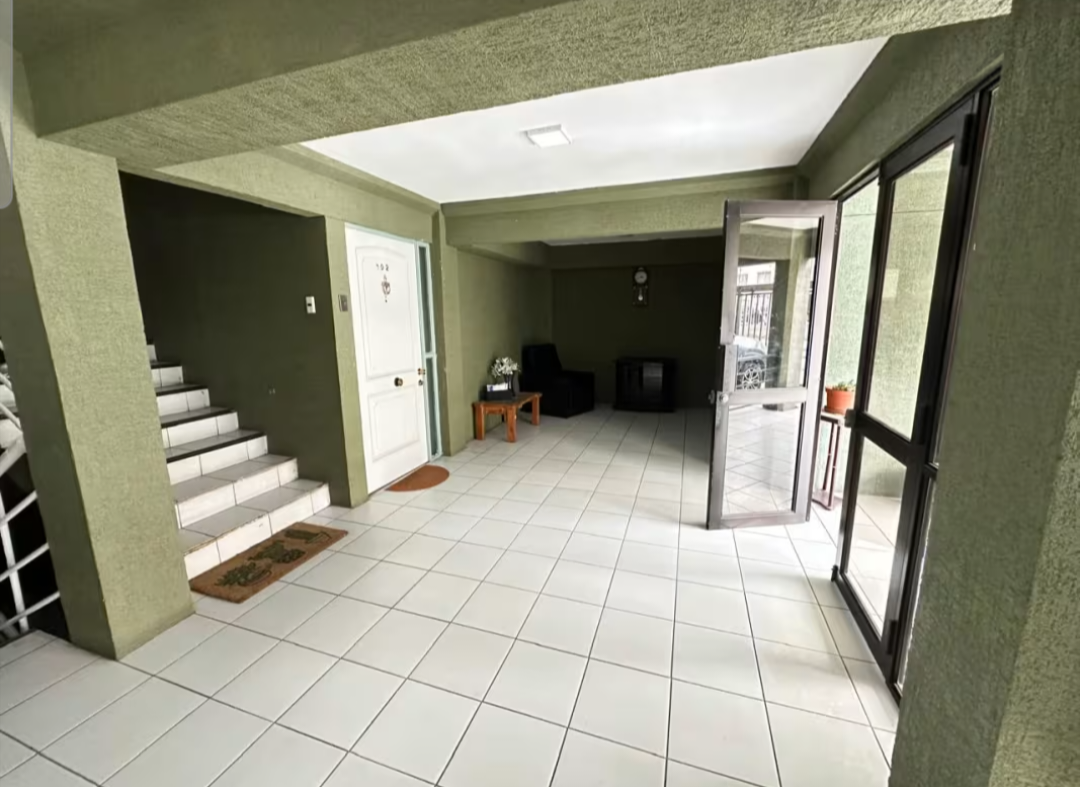 Imperdible Departamento en Sector Sur, a Pasos de Todo