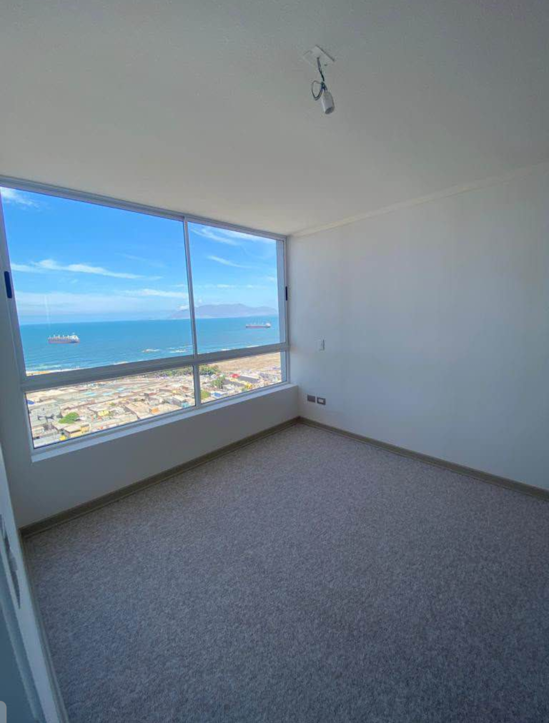 Departamento en Arriendo Edificio Vista Horizonte | 2 Dormitorios | 2 Baños en Suite | Vista al Mar | Estacionamiento | Bodega | GC Incluidos | $710.000 | Antofagasta
