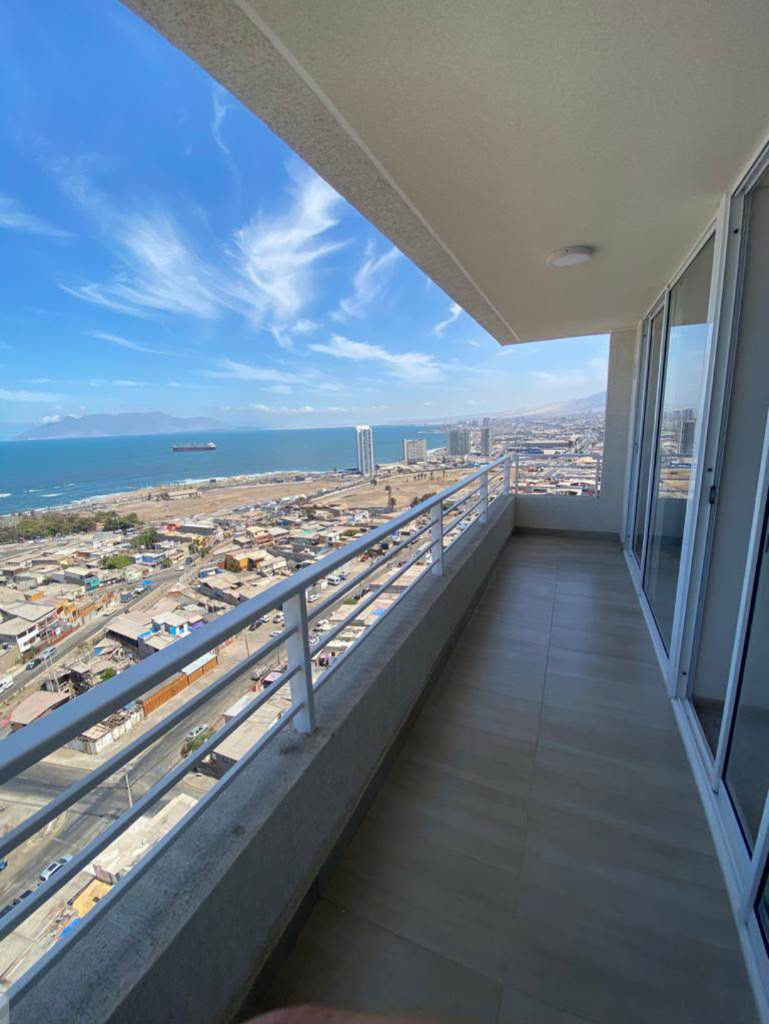 Departamento en Arriendo Edificio Vista Horizonte | 2 Dormitorios | 2 Baños en Suite | Vista al Mar | Estacionamiento | Bodega | GC Incluidos | $710.000 | Antofagasta